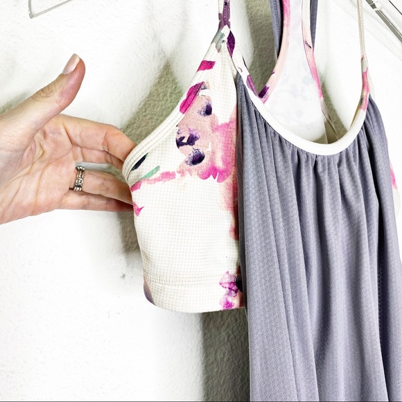 Lululemon Workout Tank with Attached Bra - Picture 3 of 7